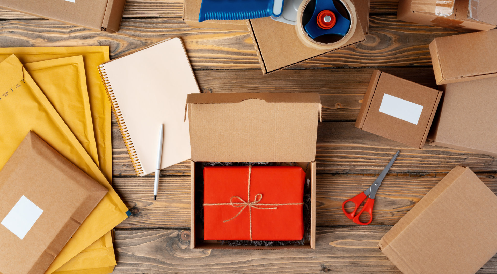 packing products